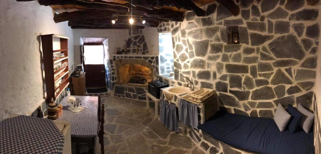 Angelica Apartment Ano Syros Bagian luar foto